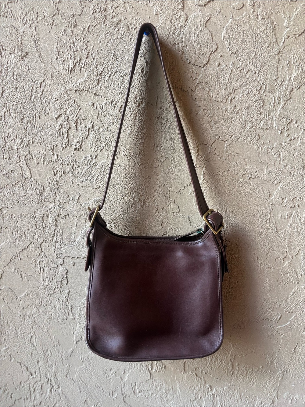 Classic Brown VINTAGE COACH Leather Shoulder Bag